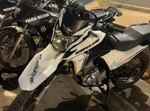 Moto roubada é localizada em matagal no Povoado Saquinho, em Caxias.