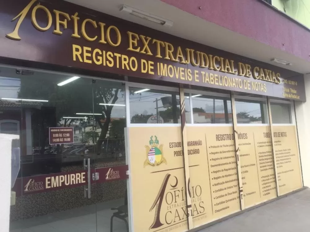 Tabelião de Caxias é denunciado por fraude em negócio milionário e cobrança irregular de taxas